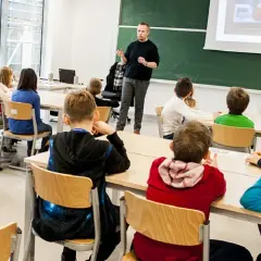 Godzina wychowawcza czy zajęcia z wychowawcą? Kluczowe zmiany