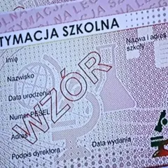 Legitymacja szkolna zniżki do jakiego wieku? Dokument zawiera dane ucznia i pieczęć "WZÓR".