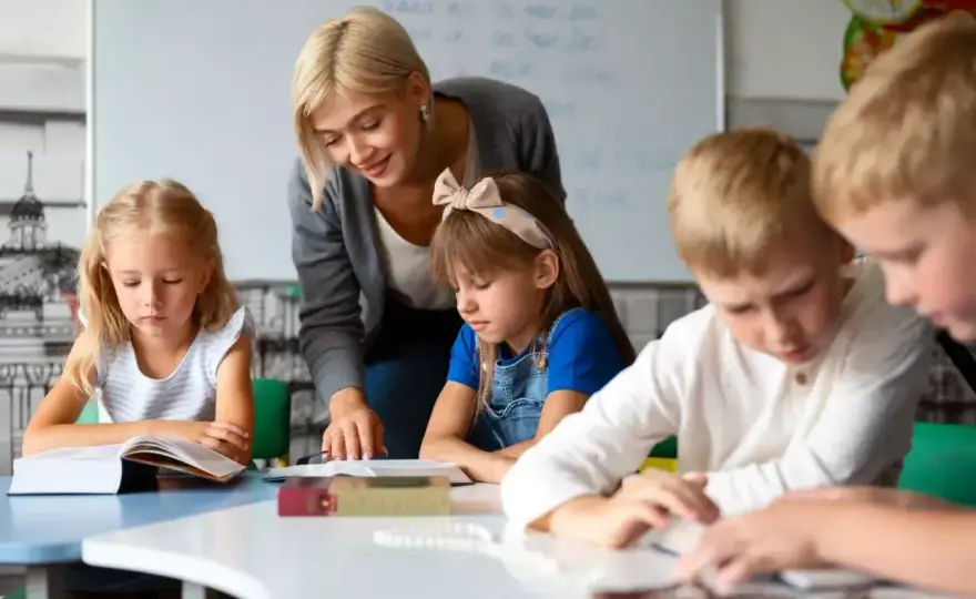 Oligofrenopedagog - czym jest i jak wspiera rozwój dziecka?