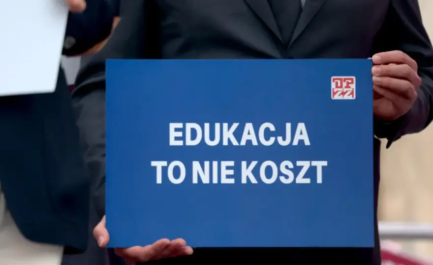 Podwyżka dla nauczycieli - Ile realnie zyskasz w 2026?