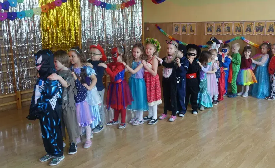 Bal karnawałowy w przedszkolu - Prosto i bez stresu!