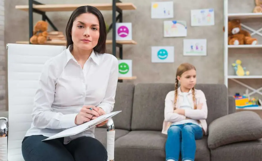 Psycholog w szkole - Czy potrzebne jest przygotowanie pedagogiczne?