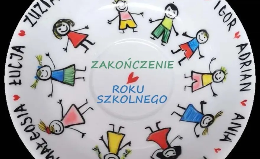 Prezent dla wychowawczyni: 50+ pomysłów, które zachwycą!